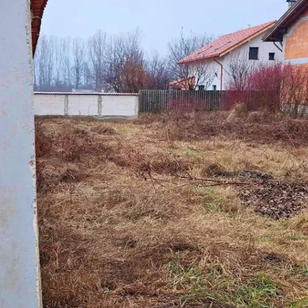 Teren – De Vânzare – Bujoreni – metri patrati – Teren Intravilan în Bujoreni, Vâlcea! Preț 39950 Euro