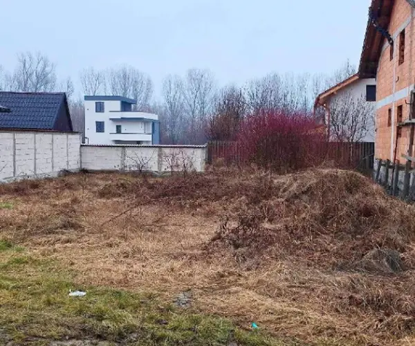 Teren – De Vânzare – Bujoreni – metri patrati – Teren Intravilan în Bujoreni, Vâlcea! Preț 39950 Euro