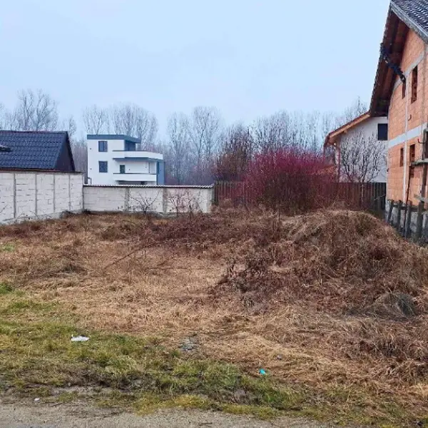 Teren – De Vânzare – Bujoreni – metri patrati – Teren Intravilan în Bujoreni, Vâlcea! Preț 39950 Euro
