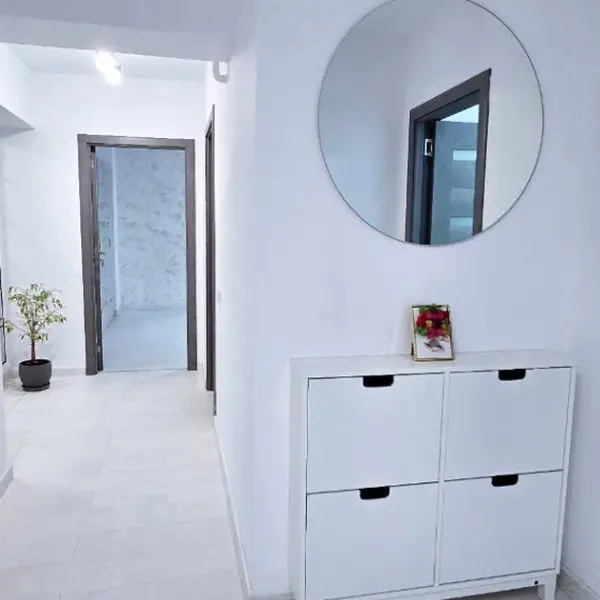 Apartament – De Închiriat – Râmnicu Vâlcea – 3 – camere – Apartament de Închiriat pe Gib Mihăescu – Centru, Râmnicu Vâlcea!