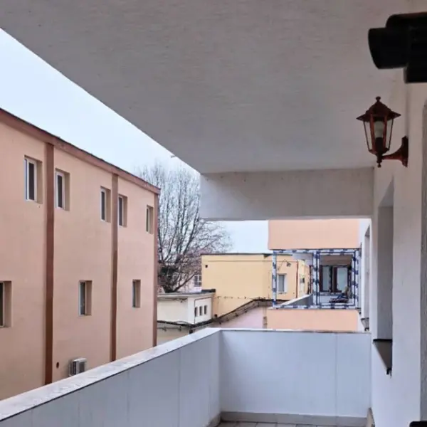 Apartament – De Închiriat – Râmnicu Vâlcea – 3 – camere – Apartament de Închiriat pe Gib Mihăescu – Centru, Râmnicu Vâlcea!