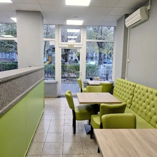Comercial – De Vânzare – Râmnicu Vâlcea – 5 – camere – ❤️ Spațiu Comercial Premium de Vânzare – Zona Nord ✨ 📍 Strada Rapsodiei, Bloc H7 – Parter