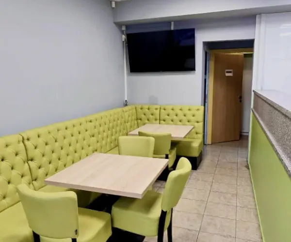 Comercial – De Vânzare – Râmnicu Vâlcea – 5 – camere – ❤️ Spațiu Comercial Premium de Vânzare – Zona Nord ✨ 📍 Strada Rapsodiei, Bloc H7 – Parter