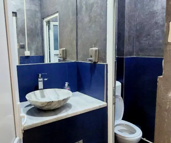 Comercial – De Vânzare – Râmnicu Vâlcea – 5 – camere – ❤️ Spațiu Comercial Premium de Vânzare – Zona Nord ✨ 📍 Strada Rapsodiei, Bloc H7 – Parter