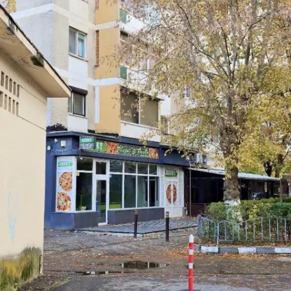 Comercial – De Vânzare – Râmnicu Vâlcea – 5 – camere – ❤️ Spațiu Comercial Premium de Vânzare – Zona Nord ✨ 📍 Strada Rapsodiei, Bloc H7 – Parter