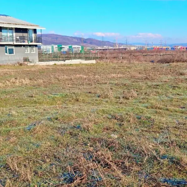 Teren – De Vânzare – Râmnicu Vâlcea – metri patrati – TEREN DE VÂNZARE ÎN RÂURENI, PREȚ 58.000 EURO!