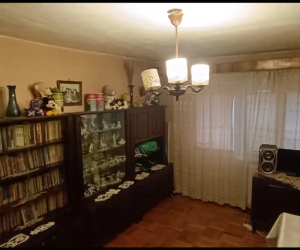 Apartament – De Vânzare – Râmnicu Vâlcea – 3 – camere – Apartament De Vânzare în Râmnicu Vâlcea, Strada Republicii! Preț 93.000 Euro