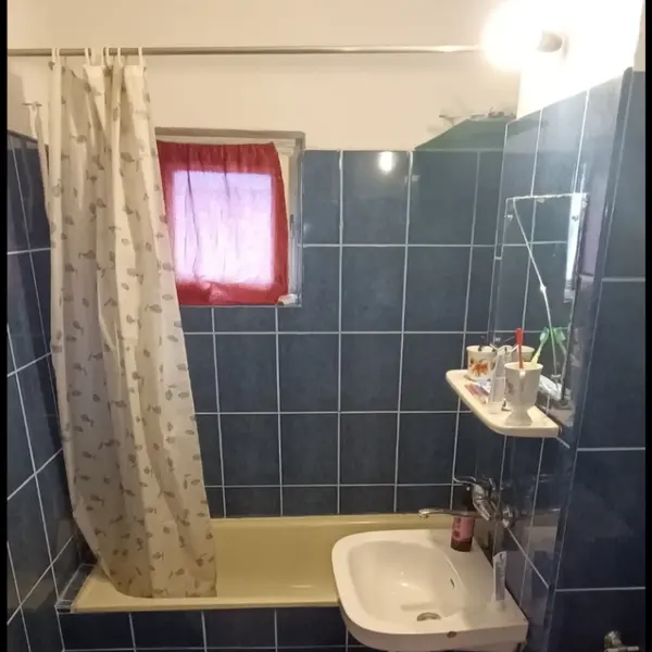 Apartament – De Vânzare – Râmnicu Vâlcea – 3 – camere – Apartament De Vânzare în Râmnicu Vâlcea, Strada Republicii! Preț 93.000 Euro