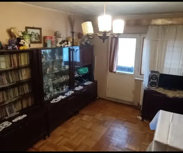 Apartament – De Vânzare – Râmnicu Vâlcea – 3 – camere – Apartament De Vânzare în Râmnicu Vâlcea, Strada Republicii! Preț 93.000 Euro