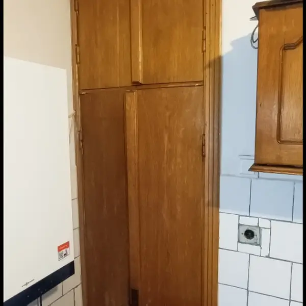 Apartament – De Vânzare – Râmnicu Vâlcea – 3 – camere – Apartament De Vânzare în Râmnicu Vâlcea, Strada Republicii! Preț 93.000 Euro