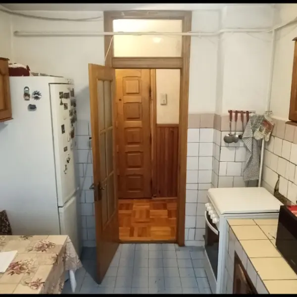 Apartament – De Vânzare – Râmnicu Vâlcea – 3 – camere – Apartament De Vânzare în Râmnicu Vâlcea, Strada Republicii! Preț 93.000 Euro