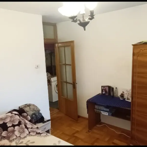 Apartament – De Vânzare – Râmnicu Vâlcea – 3 – camere – Apartament De Vânzare în Râmnicu Vâlcea, Strada Republicii! Preț 93.000 Euro