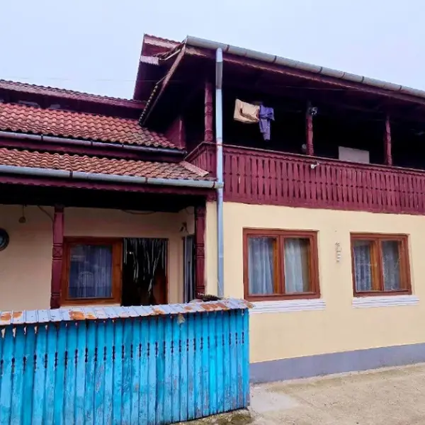 Casă – De Vânzare – Olanu – 8 – camere – Casă de Vânzare în Comuna Olanu, Loc. Stoicănești- Județul Vâlcea. Preț 69.500 Euro