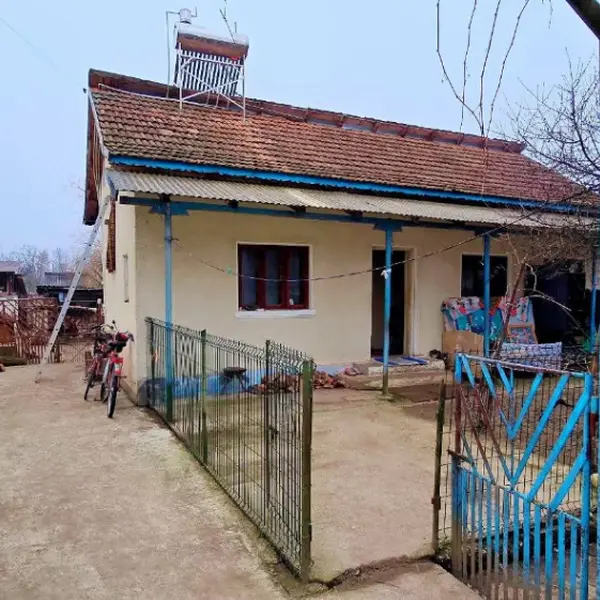 Casă – De Vânzare – Olanu – 8 – camere – Casă de Vânzare în Comuna Olanu, Loc. Stoicănești- Județul Vâlcea. Preț 69.500 Euro