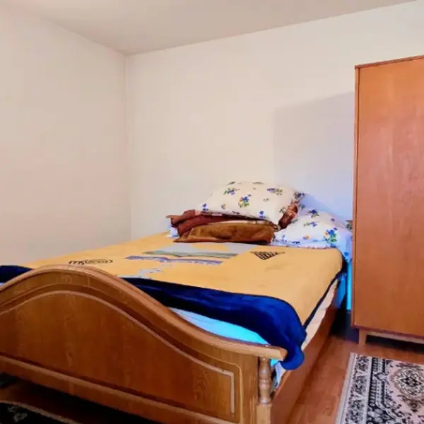 Casă – De Vânzare – Olanu – 8 – camere – Casă de Vânzare în Comuna Olanu, Loc. Stoicănești- Județul Vâlcea. Preț 69.500 Euro