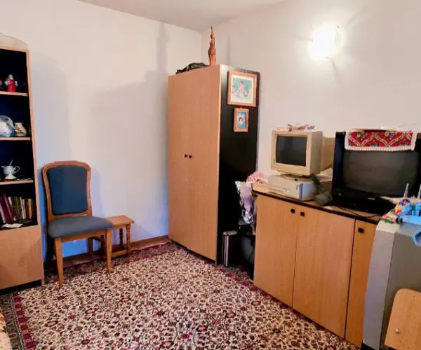 Casă – De Vânzare – Olanu – 8 – camere – Casă de Vânzare în Comuna Olanu, Loc. Stoicănești- Județul Vâlcea. Preț 69.500 Euro