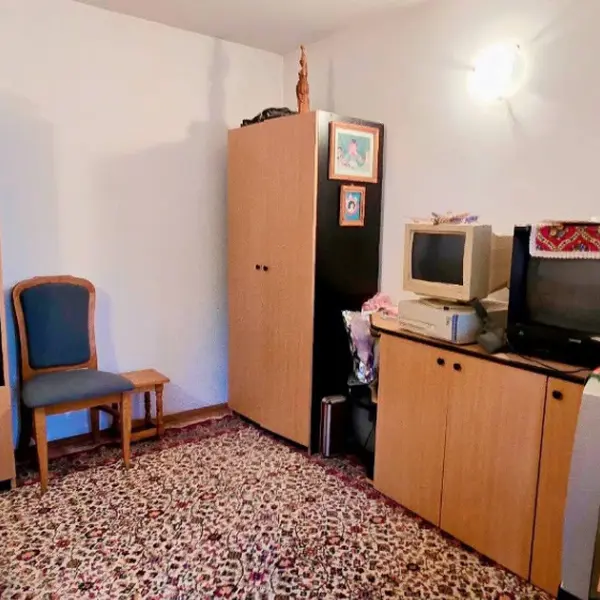 Casă – De Vânzare – Olanu – 8 – camere – Casă de Vânzare în Comuna Olanu, Loc. Stoicănești- Județul Vâlcea. Preț 69.500 Euro
