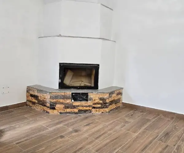 Casă – De Vânzare – Ionești – 3 – camere – Casă de Vânzare la Ionești, Preț 115.000 Euro! 0772 203 164- Alina Cozma