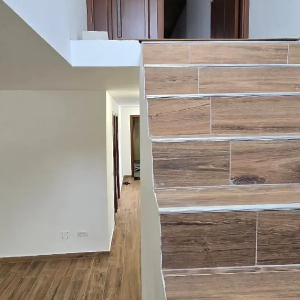 Casă – De Vânzare – Ionești – 3 – camere – Casă de Vânzare la Ionești, Preț 115.000 Euro! 0772 203 164- Alina Cozma