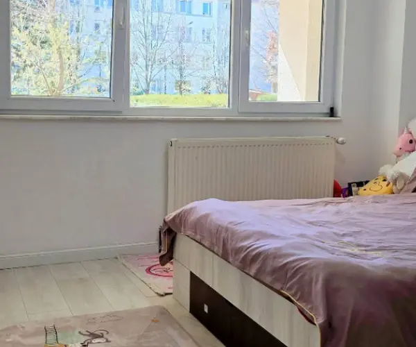Apartament – De Vânzare – Râmnicu Vâlcea – 3 – camere – Apartament cu 3 Camere, Calea Lui Traian – Episcopie. 0772 203 164- Alina Cozma