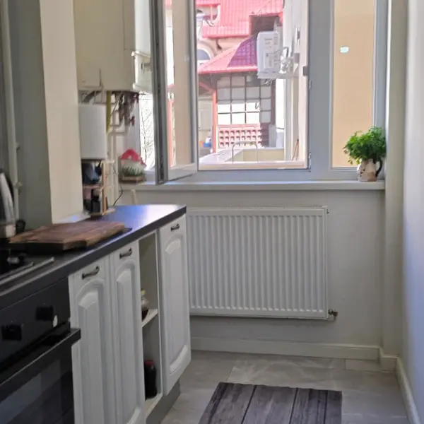 Apartament – De Vânzare – Râmnicu Vâlcea – 3 – camere – Apartament cu 3 Camere, Calea Lui Traian – Episcopie. 0772 203 164- Alina Cozma