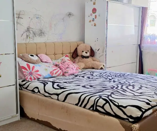Apartament – De Vânzare – Râmnicu Vâlcea – 3 – camere – Apartament cu 3 Camere, Calea Lui Traian – Episcopie. 0772 203 164- Alina Cozma