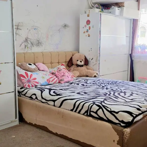 Apartament – De Vânzare – Râmnicu Vâlcea – 3 – camere – Apartament cu 3 Camere, Calea Lui Traian – Episcopie. 0772 203 164- Alina Cozma