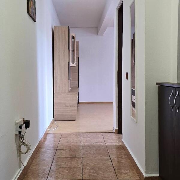Garsoniera – De Vânzare – Râmnicu Vâlcea – 1 – camere – Garsonieră de Vânzare în Zona Ostroveni- Vâlcea. 0772 203 164 – Alina Cozma