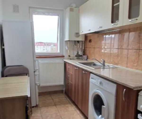 Garsoniera – De Vânzare – Râmnicu Vâlcea – 1 – camere – Garsonieră de Vânzare în Zona Ostroveni- Vâlcea. 0772 203 164 – Alina Cozma