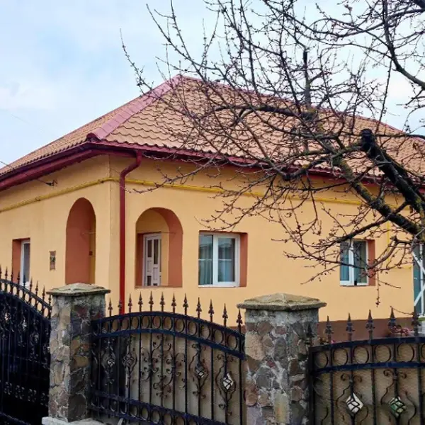 Casă – De Vânzare – Râmnicu Vâlcea – 4 – camere – Oportunitate Imobiliară De Excepție – Casă Cu Teren Generos În Proximitatea Orașului Râmnicu Vâlcea!