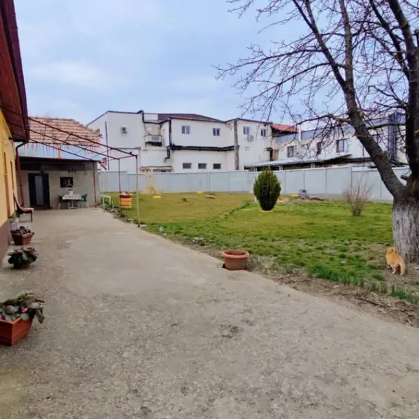 Casă – De Vânzare – Râmnicu Vâlcea – 4 – camere – Oportunitate Imobiliară De Excepție – Casă Cu Teren Generos În Proximitatea Orașului Râmnicu Vâlcea!