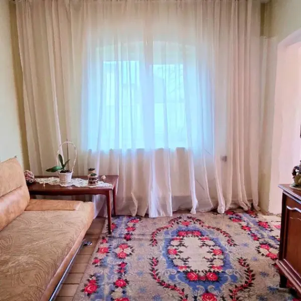 Casă – De Vânzare – Râmnicu Vâlcea – 4 – camere – Oportunitate Imobiliară De Excepție – Casă Cu Teren Generos În Proximitatea Orașului Râmnicu Vâlcea!