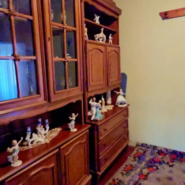 Casă – De Vânzare – Râmnicu Vâlcea – 4 – camere – Oportunitate Imobiliară De Excepție – Casă Cu Teren Generos În Proximitatea Orașului Râmnicu Vâlcea!