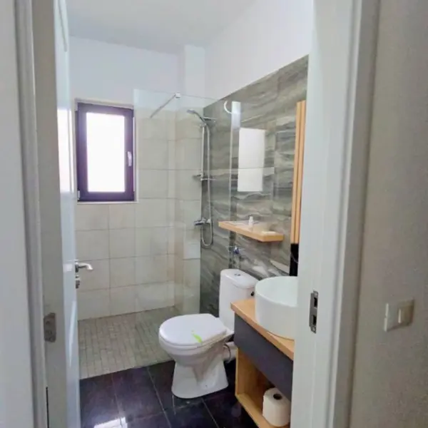 HoReCa – De Vânzare – Călimănești – 16 – camere – INVESTIȚIE PREMIUM ÎN INIMA STAȚIUNII CĂCIULATA – PENSIUNE CĂCIULATA +4⭐ Preț 1.850.000 E