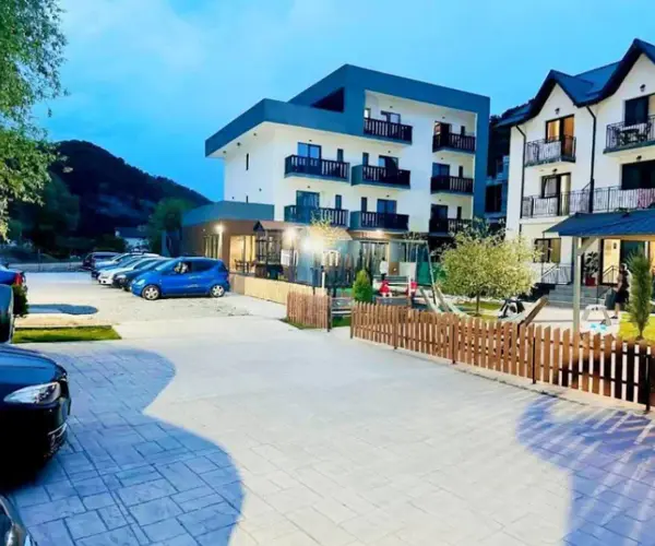 HoReCa – De Vânzare – Călimănești – 16 – camere – INVESTIȚIE PREMIUM ÎN INIMA STAȚIUNII CĂCIULATA – PENSIUNE CĂCIULATA +4⭐ Preț 1.850.000 E