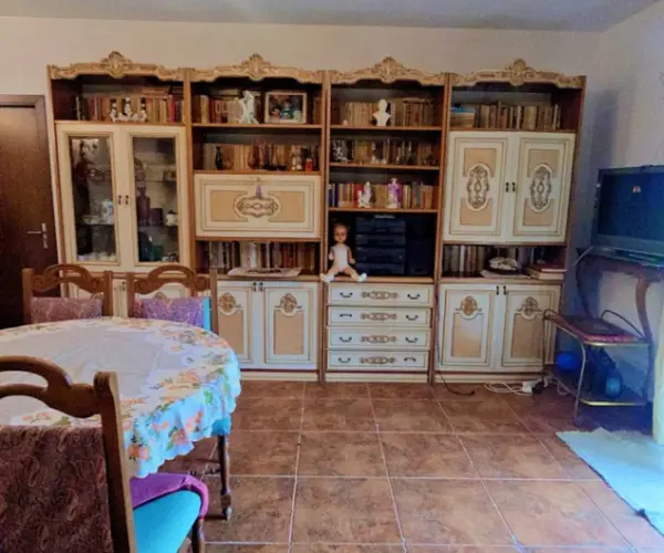 Casă – De Vânzare – Budești – 4 – camere – PROPRIETATE DE VÂNZARE ÎN BUDEȘTI – VÂLCEA, SAT RACOVIȚA | TEREN GENEROS 1.701 MP | PO169.500 Euro