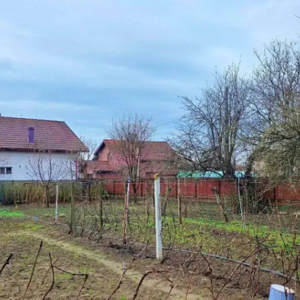 Casă – De Vânzare – Budești – 4 – camere – PROPRIETATE DE VÂNZARE ÎN BUDEȘTI – VÂLCEA, SAT RACOVIȚA | TEREN GENEROS 1.701 MP | PO169.500 Euro
