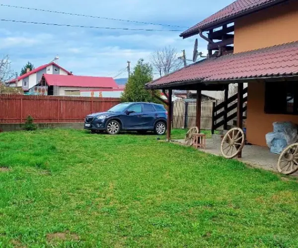 Casă – De Vânzare – Budești – 4 – camere – PROPRIETATE DE VÂNZARE ÎN BUDEȘTI – VÂLCEA, SAT RACOVIȚA | TEREN GENEROS 1.701 MP | PO169.500 Euro
