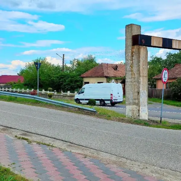 Teren – De Vânzare – Ionești – metri patrati – Oportunitate de Excepție – Teren de Vânzare în Ionești, Vâlcea! 49.500 E 0772 203 164 – Alina Cozma