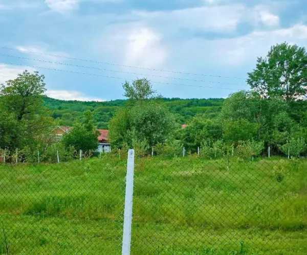 Teren – De Vânzare – Ionești – metri patrati – Oportunitate de Excepție – Teren de Vânzare în Ionești, Vâlcea! 49.500 E 0772 203 164 – Alina Cozma