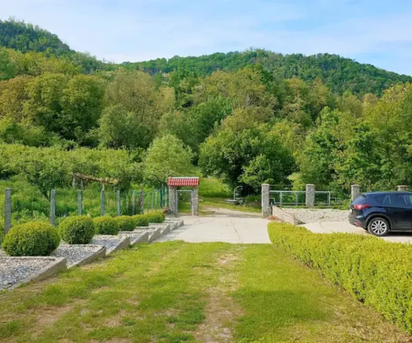 Casă – De Vânzare – Golești – 3 – camere – DE VÂNZARE! Casă + Teren în Comuna Golești, Sat Opătești, Județul Vâlcea!