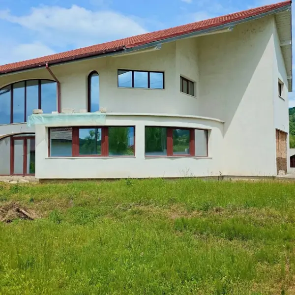 Casă – De Vânzare – Bunești – 3 – camere – ❤️DE VÂNZARE! 219.000 E 0772 203 164 – Alina