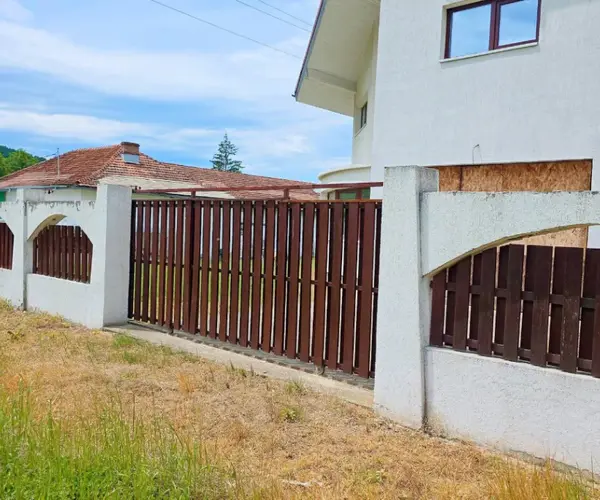 Casă – De Vânzare – Bunești – 3 – camere – ❤️DE VÂNZARE! 219.000 E 0772 203 164 – Alina
