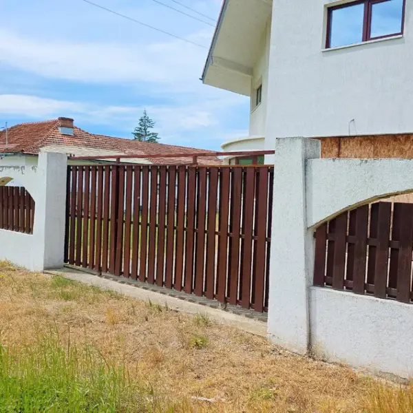 Casă – De Vânzare – Bunești – 3 – camere – ❤️DE VÂNZARE! 219.000 E 0772 203 164 – Alina