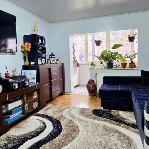Apartament – De Vânzare – Râmnicu Vâlcea – 3 – camere – Strada Republicii, Zona Nord – Râmnicu Vâlcea 💶 Preț: 109.500 € 0772 203 164 – Alina Cozma