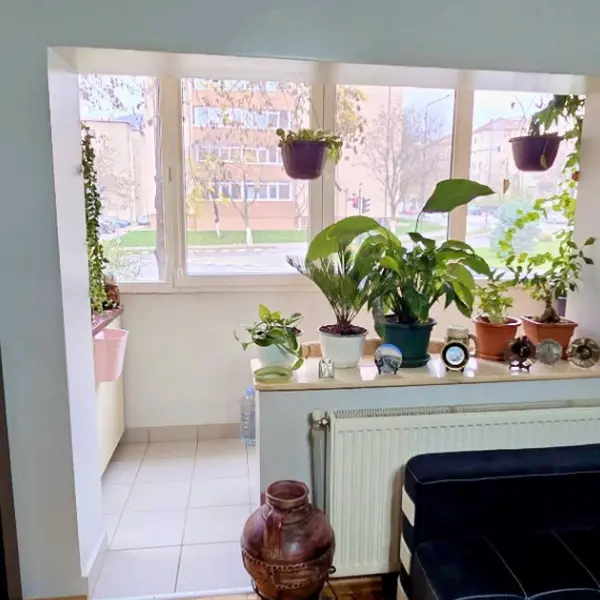 Apartament – De Vânzare – Râmnicu Vâlcea – 3 – camere – Strada Republicii, Zona Nord – Râmnicu Vâlcea 💶 Preț: 109.500 € 0772 203 164 – Alina Cozma