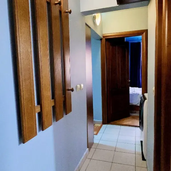 Apartament – De Vânzare – Râmnicu Vâlcea – 3 – camere – Strada Republicii, Zona Nord – Râmnicu Vâlcea 💶 Preț: 109.500 € 0772 203 164 – Alina Cozma