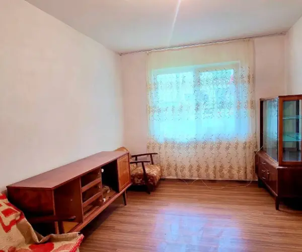 Apartament – De Vânzare – Brezoi – 2 – camere – Apartament de Vânzare în Brezoi -Liniște, Natură și Oportunitate! 39.500 E 0772 203 164 Alina Cozma