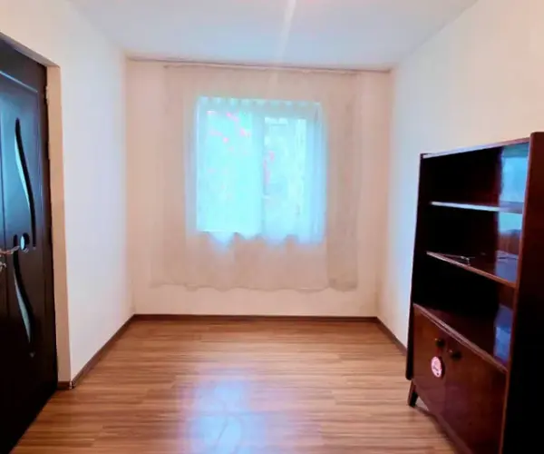 Apartament – De Vânzare – Brezoi – 2 – camere – Apartament de Vânzare în Brezoi -Liniște, Natură și Oportunitate! 39.500 E 0772 203 164 Alina Cozma