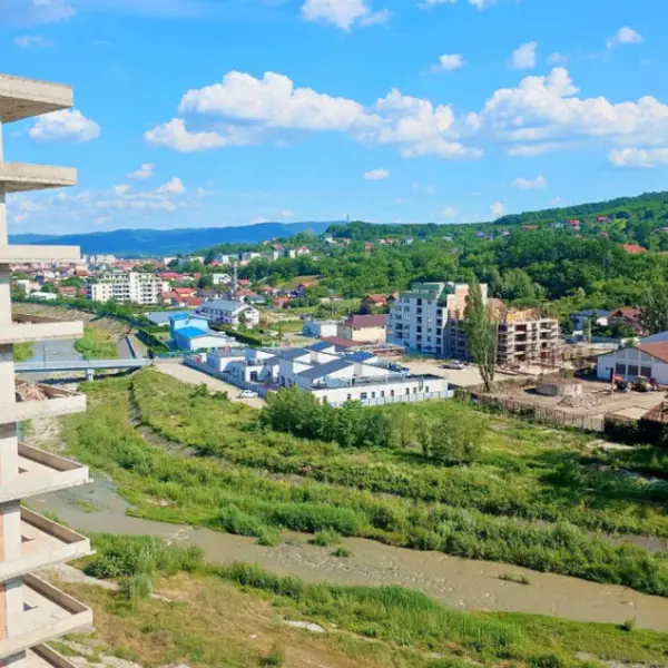 Apartament – De Vânzare – Râmnicu Vâlcea – 3 – camere – Apartament Spectaculos de Vânzare – Panoramă de Vis în Vâlcea! 135.000 E 0772 203 164 – Alina Cozma